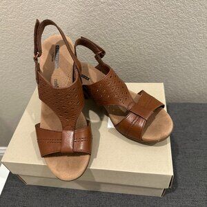 clarks valarie mindi sandal